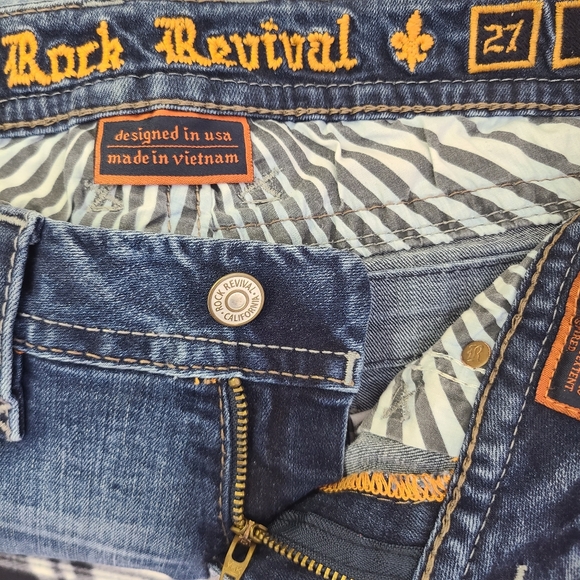 Rock Revival Alivia Bermuda Jean Shorts Size 27 - Picture 5 of 7